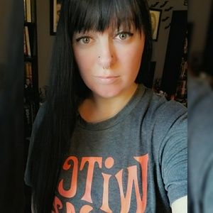 Meet your Posher, Vicki